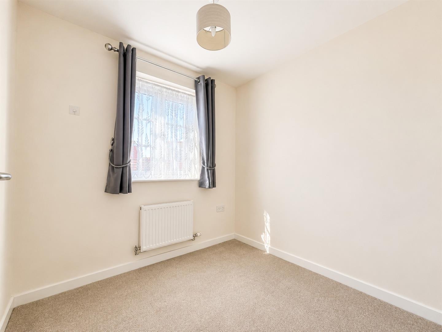 Hovingham Drive, Great Denham, Bedford